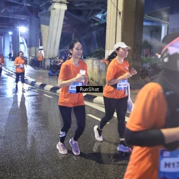 Runner Photo 7925022