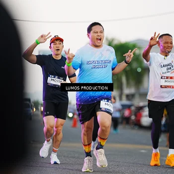 Runner Photo 7925026