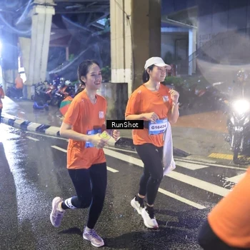 Runner Photo 7925034