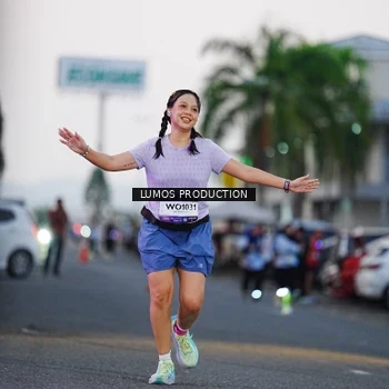 Runner Photo 7925035