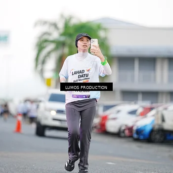 Runner Photo 7925037