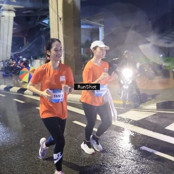 Runner Photo 7925039
