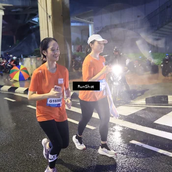 Runner Photo 7925042