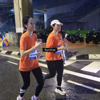 Runner Photo 7925048