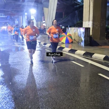 Runner Photo 7925068