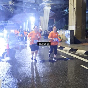 Runner Photo 7925077