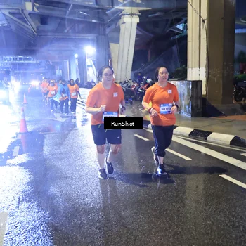 Runner Photo 7925088