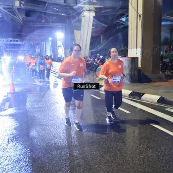 Runner Photo 7925091