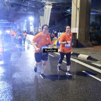 Runner Photo 7925107