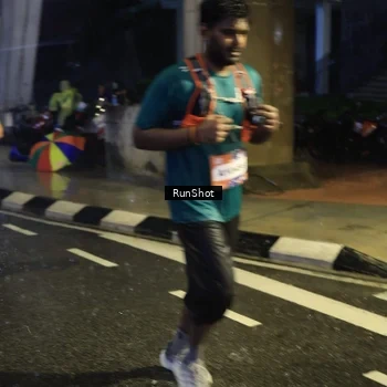 Runner Photo 7925109