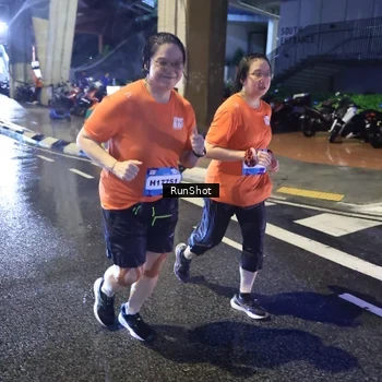 Runner Photo 7925126
