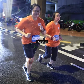 Runner Photo 7925130