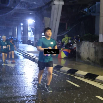Runner Photo 7925131