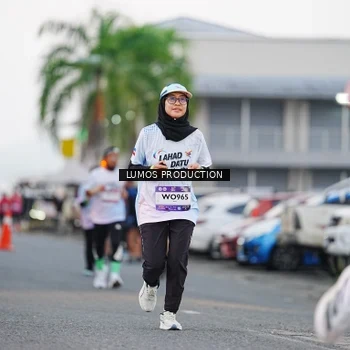 Runner Photo 7925134