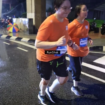 Runner Photo 7925142