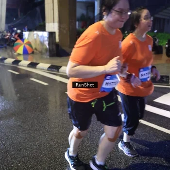 Runner Photo 7925145