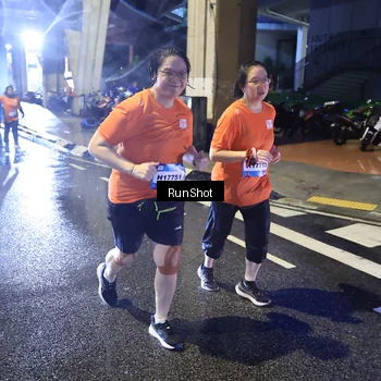 Runner Photo 7925150