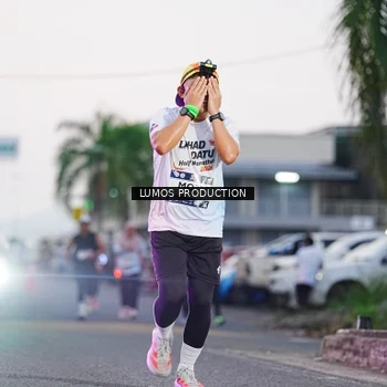 Runner Photo 7925152