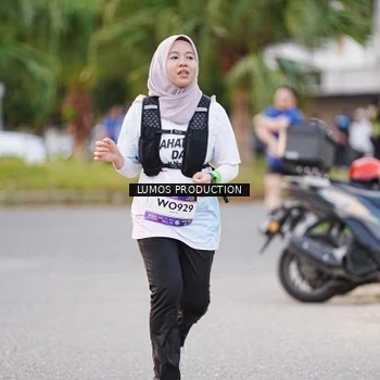 Runner Photo 7925156