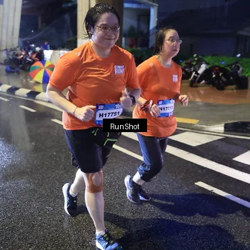 Runner Photo 7925159