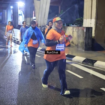 Runner Photo 7925181