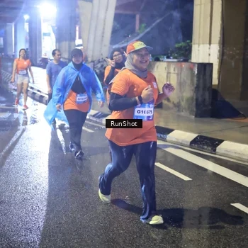 Runner Photo 7925183