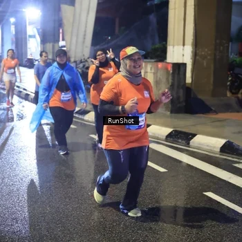 Runner Photo 7925198