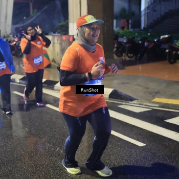 Runner Photo 7925210
