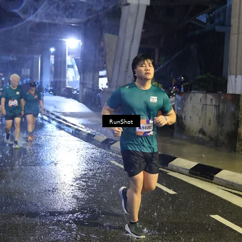 Runner Photo 7925230