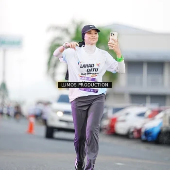 Runner Photo 7925255