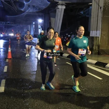 Runner Photo 7925261