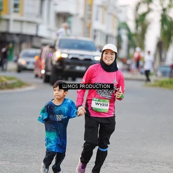 Runner Photo 7925263