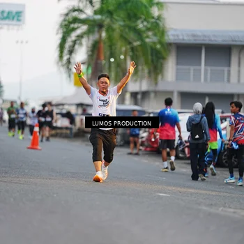 Runner Photo 7925267