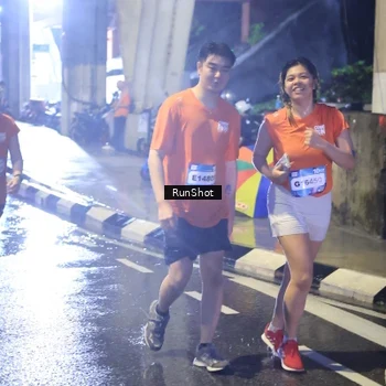 Runner Photo 7925285