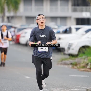 Runner Photo 7925288