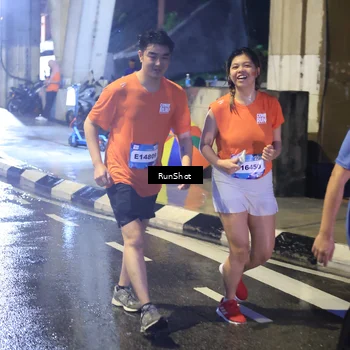 Runner Photo 7925289