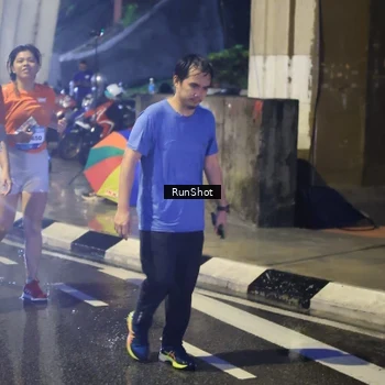 Runner Photo 7925292