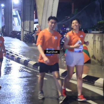 Runner Photo 7925295