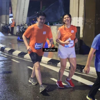 Runner Photo 7925300
