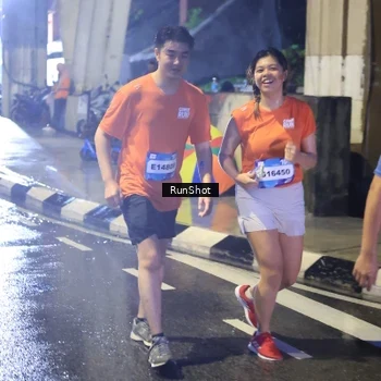 Runner Photo 7925306