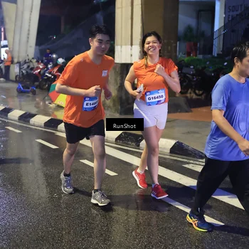 Runner Photo 7925307