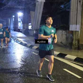 Runner Photo 7925309