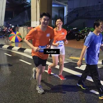 Runner Photo 7925320
