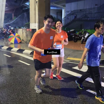 Runner Photo 7925323