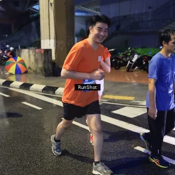 Runner Photo 7925327