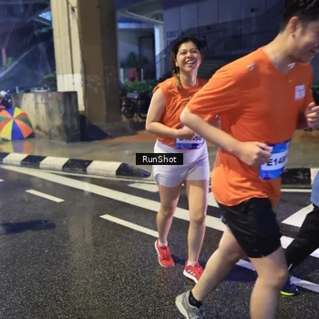 Runner Photo 7925333