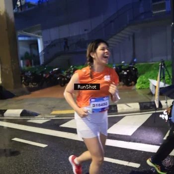Runner Photo 7925337