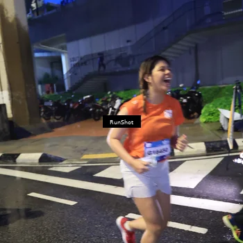 Runner Photo 7925339