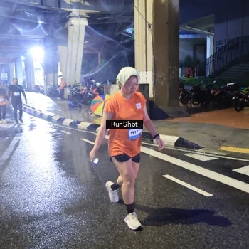 Runner Photo 7925348