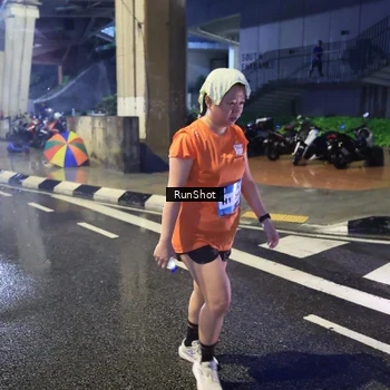Runner Photo 7925366